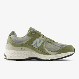 New Balance 2002R 