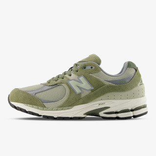 New Balance 2002R 