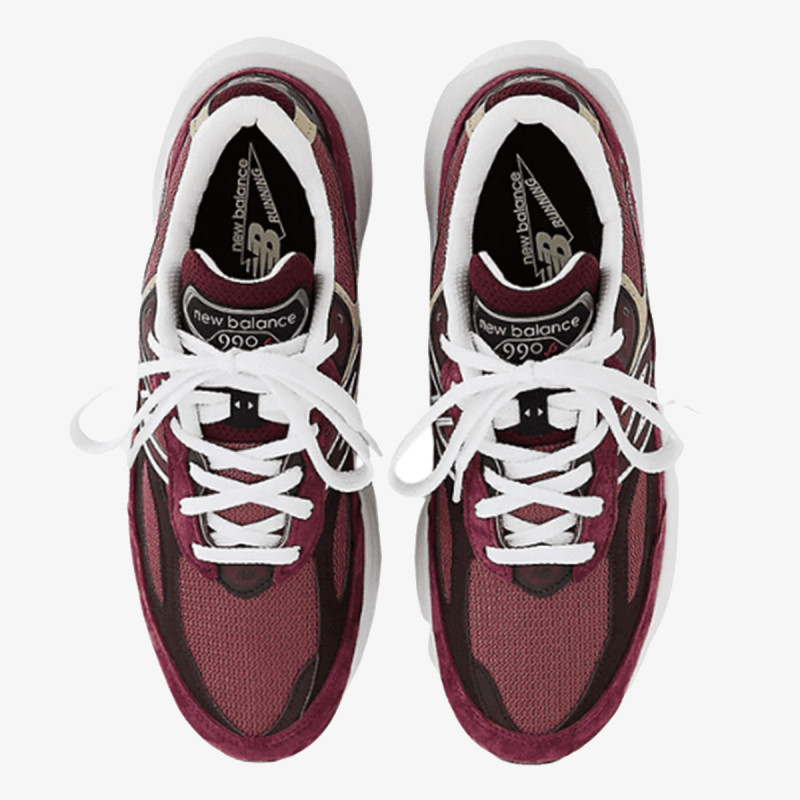 New Balance 990 