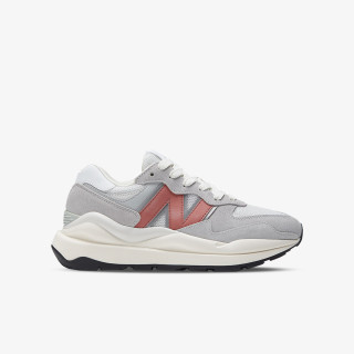 New Balance 5740 