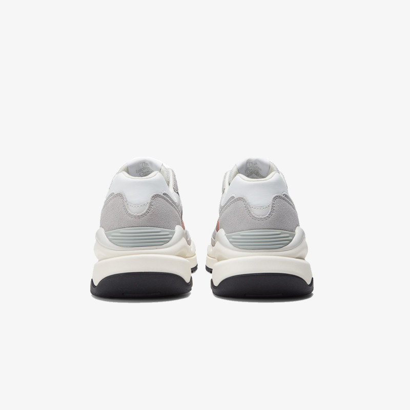 New Balance 5740 