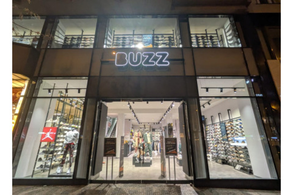 BUZZ, ROKOKO Praha